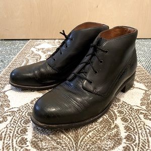 Ariat Oxford Lace-up Booties Boots Black Leather Size 7.5  Western Leather Shoes